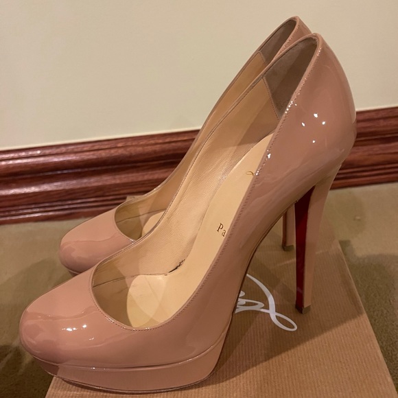 Authentic Christian louboutin shoes size 39.5 - Picture 9 of 11